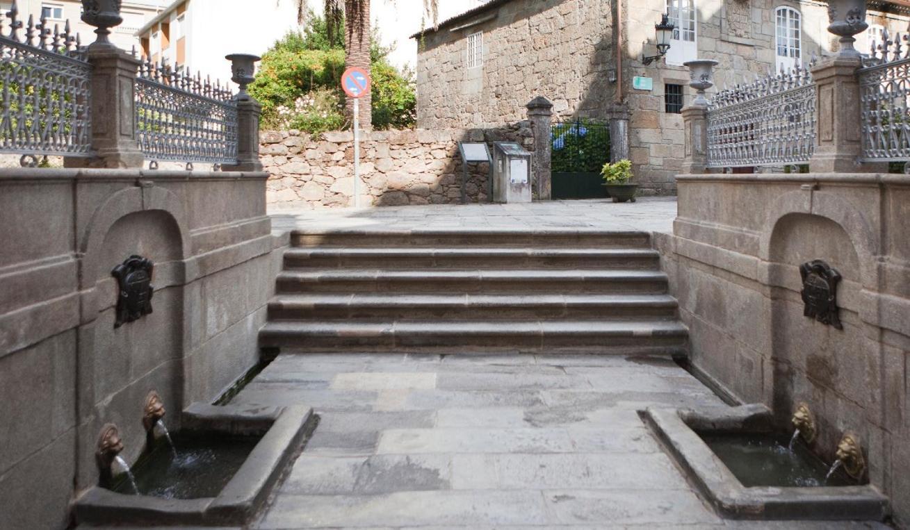 Apartamento Alojamiento Ponte Romana Caldas De Reis Exterior foto