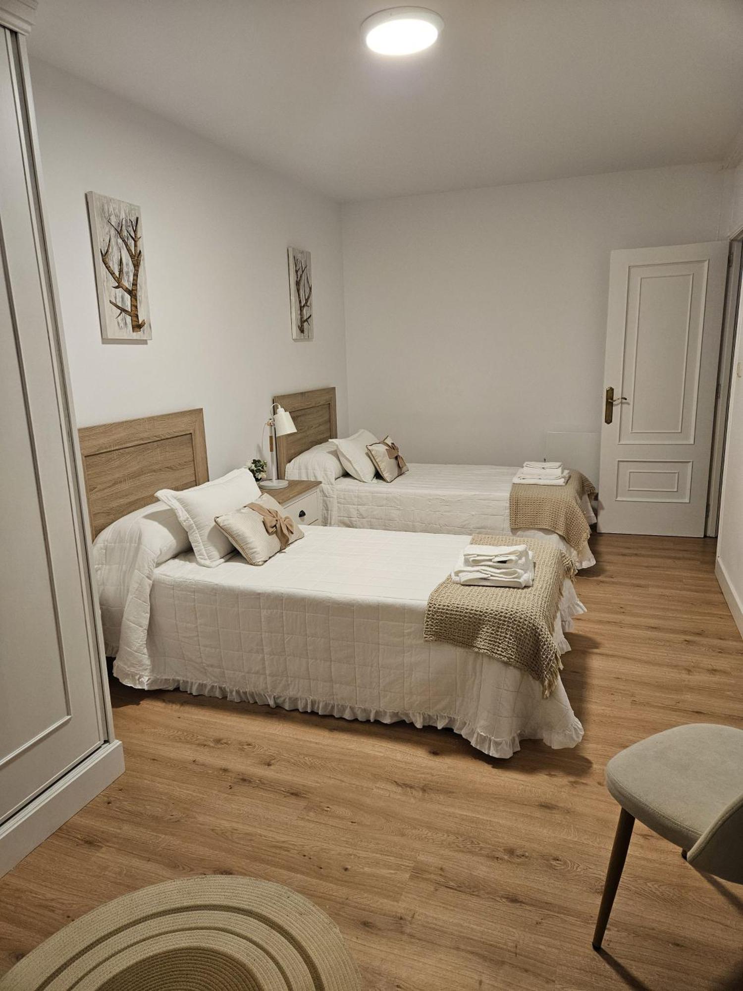 Apartamento Alojamiento Ponte Romana Caldas De Reis Exterior foto