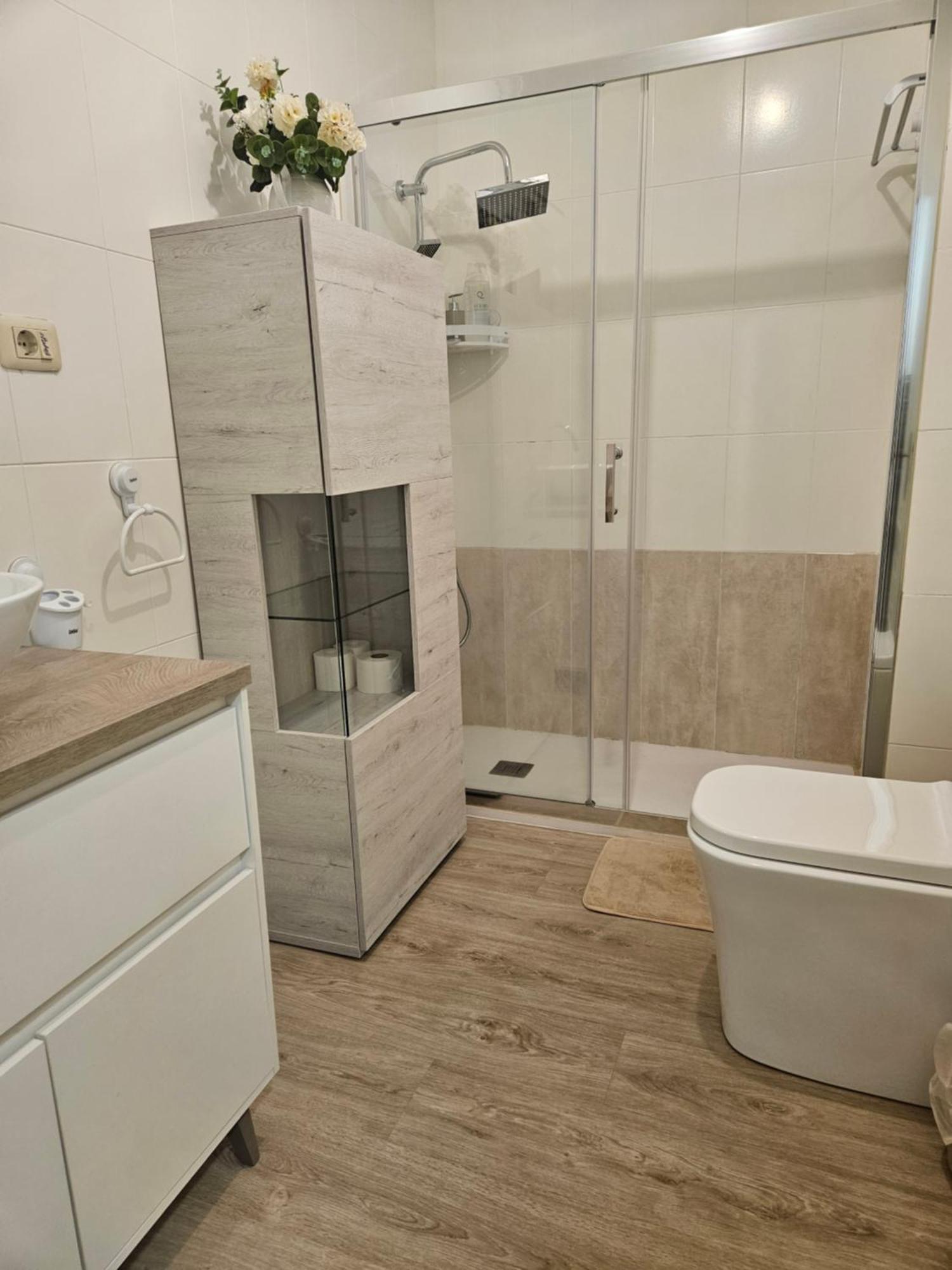 Apartamento Alojamiento Ponte Romana Caldas De Reis Exterior foto